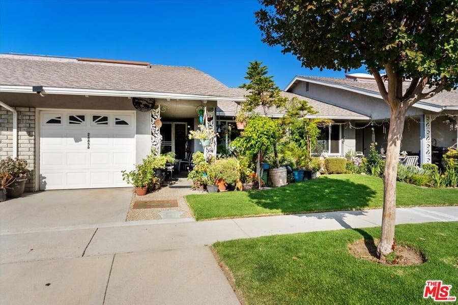 Property photo for 26856 Avenue Of The Oaks, Newhall, CA