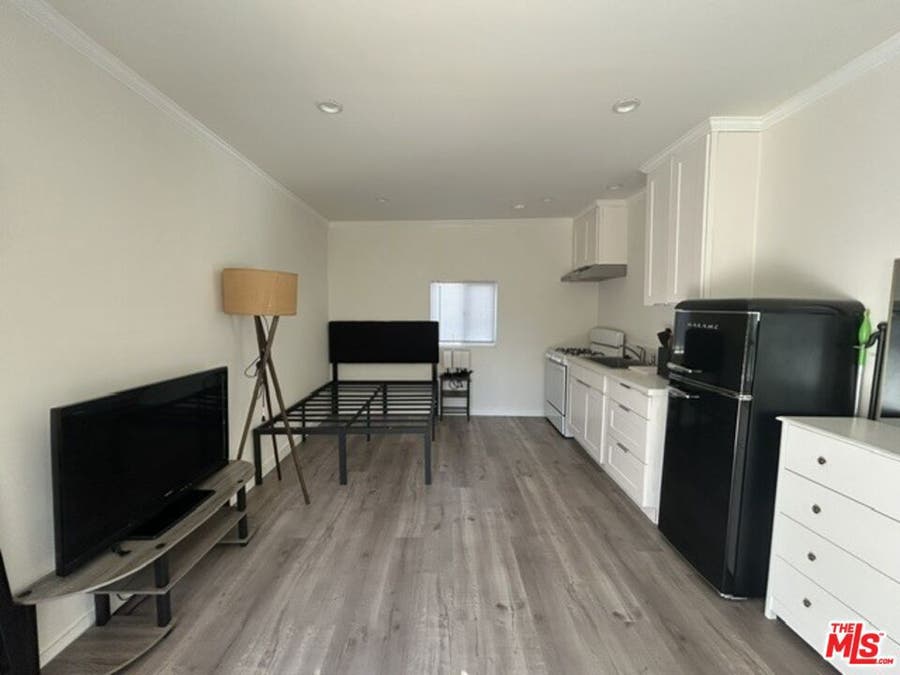 Property photo for 4826 Coolidge Avenue, #B, Los Angeles, CA