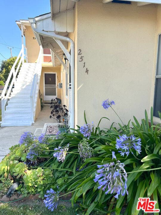 Property photo for 2514 W Chandler Boulevard, Burbank, CA