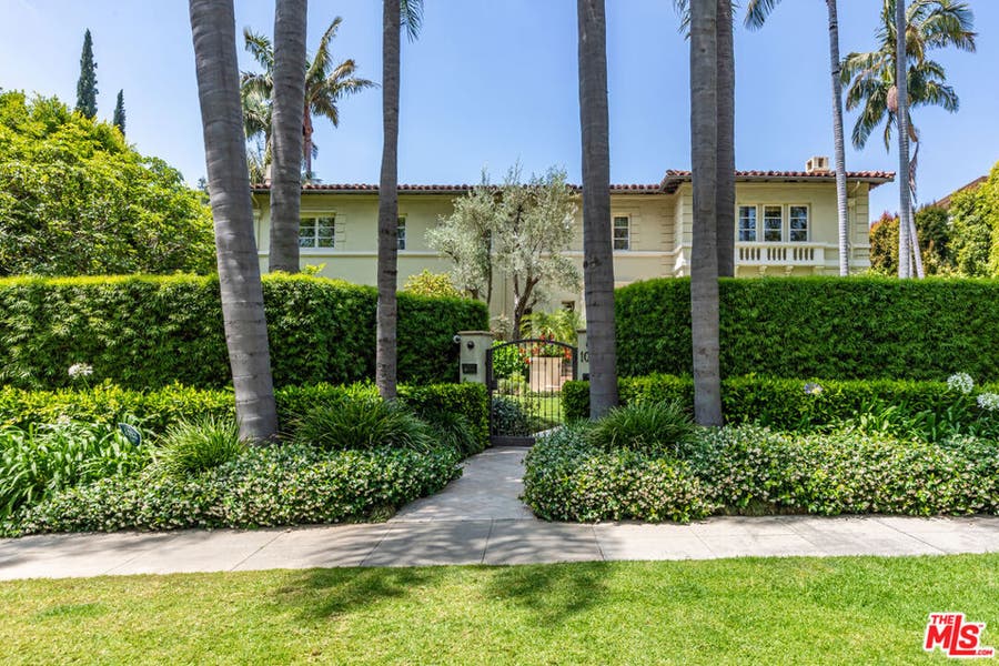 Property photo for 1017 N Roxbury Drive, Beverly Hills, CA