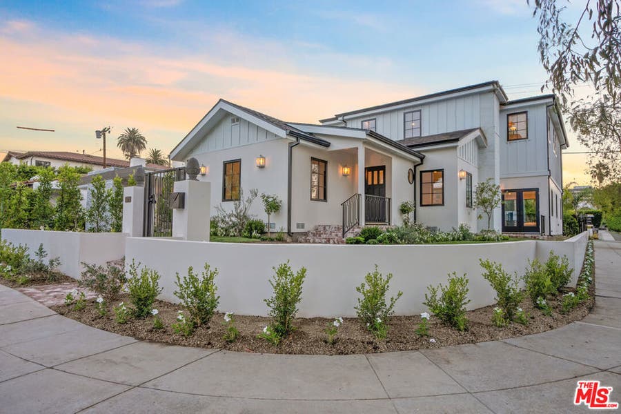 Property photo for 8671 Clifton Way, Beverly Hills, CA