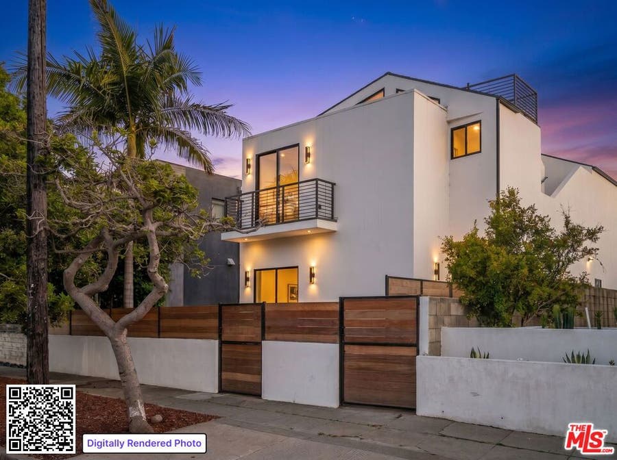 Property photo for 337 6th Avenue, Venice, CA