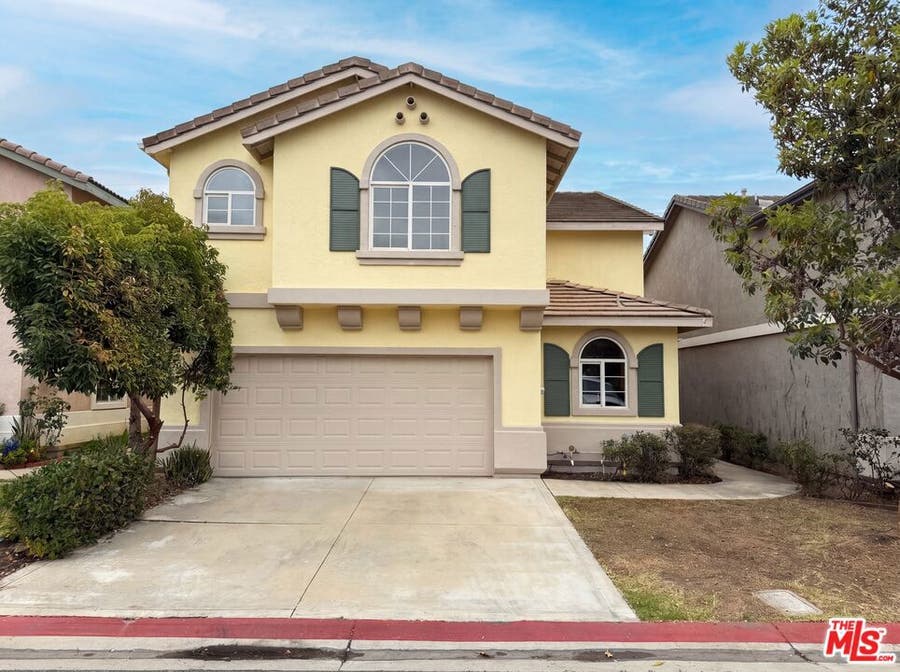 Property photo for 1242 Heritage Way, Covina, CA