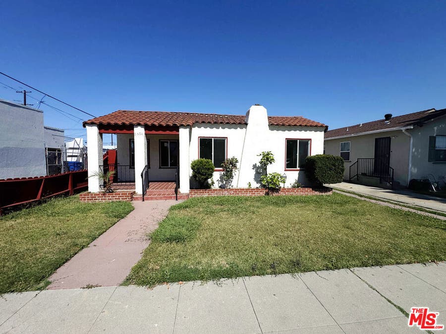 Property photo for 6574 Brayton Avenue, Long Beach, CA