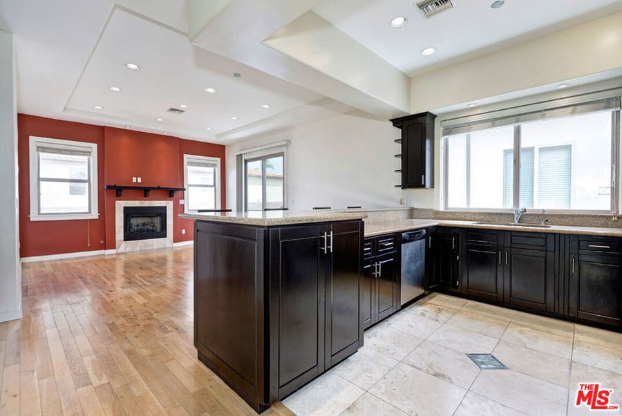 Property photo for 2027 BUTLER Avenue, Los Angeles, CA