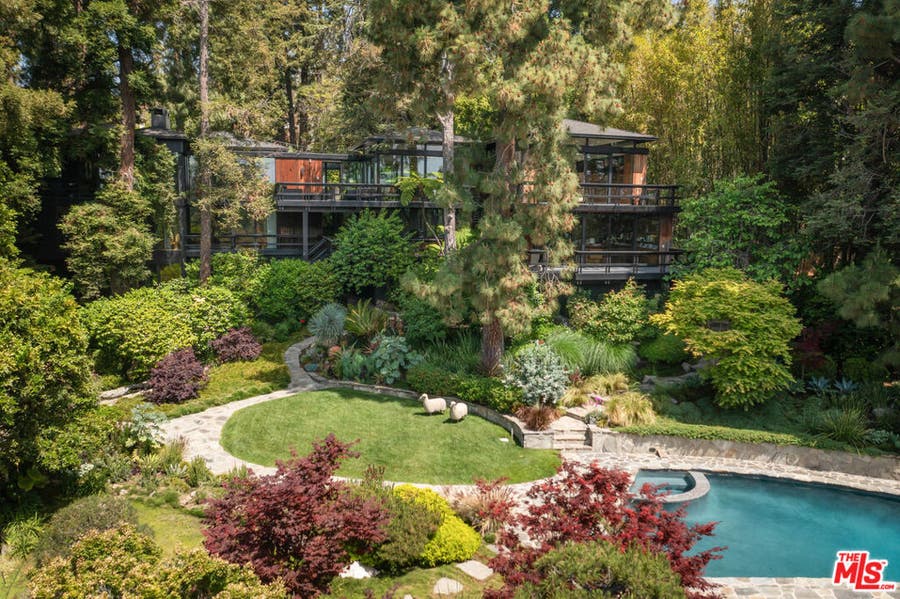 Property photo for 900 Napoli Drive, Pacific Palisades, CA