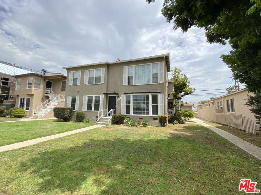 Property photo for 2620 S Barrington Avenue, Los Angeles, CA