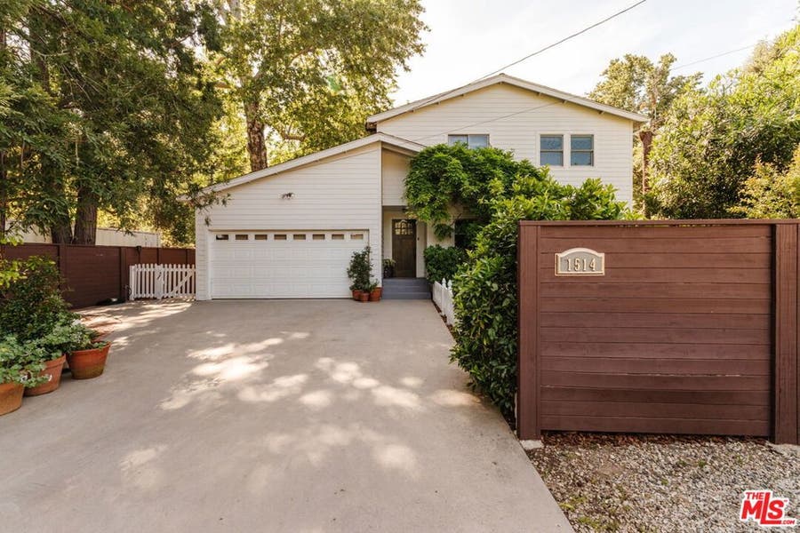 Property photo for 1514 Willow Drive, Topanga, CA