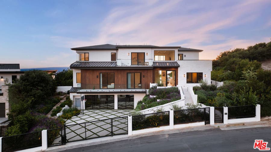 Property photo for 5811 Murphy Way, Malibu, CA