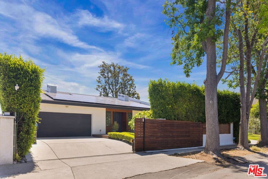 Property photo for 4426 Irvine Avenue, Studio City, CA