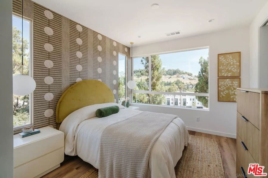 Property photo for 3862 N Emery Lane, Los Angeles, CA