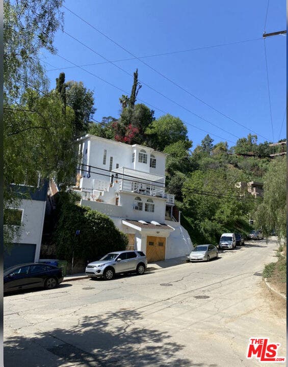 Property photo for 613 Museum Drive, Los Angeles, CA
