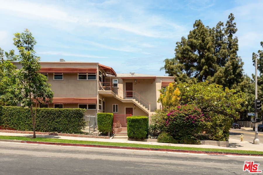 Property photo for 2955 Berkeley Avenue, Los Angeles, CA
