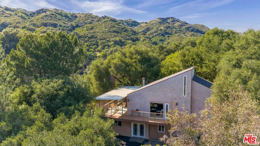 Property photo for 1310 N Topanga Canyon Boulevard, Topanga, CA