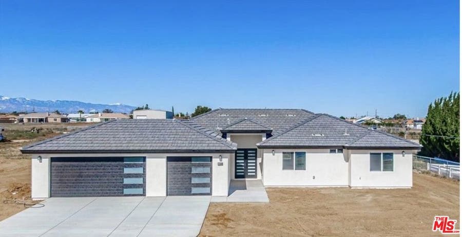 Property photo for 11548 11th Avenue, Hesperia, CA