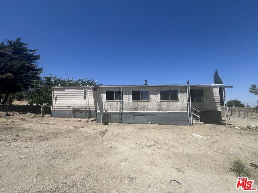 Property photo for 9574 Via Verde Avenue, Pinon Hills, CA