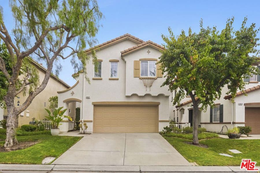Property photo for 24127 Joshua Drive, Valencia, CA