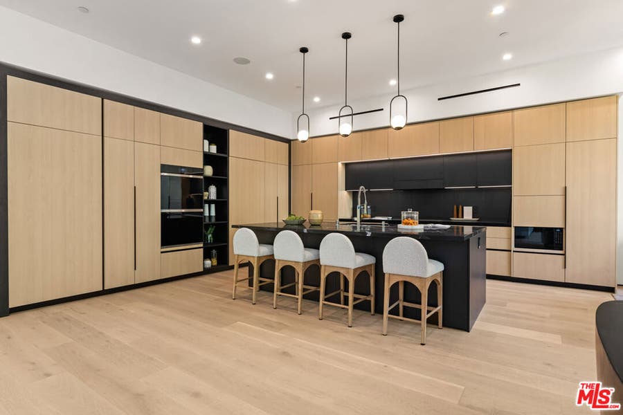Property photo for 11929 Brentwood Grove Drive, Los Angeles, CA