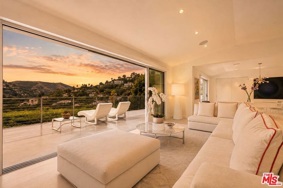Property photo for 9422 Readcrest Drive, Beverly Hills, CA