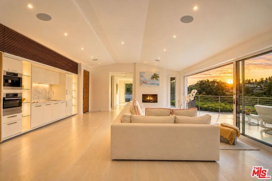 Property photo for 9422 Readcrest Drive, Beverly Hills, CA