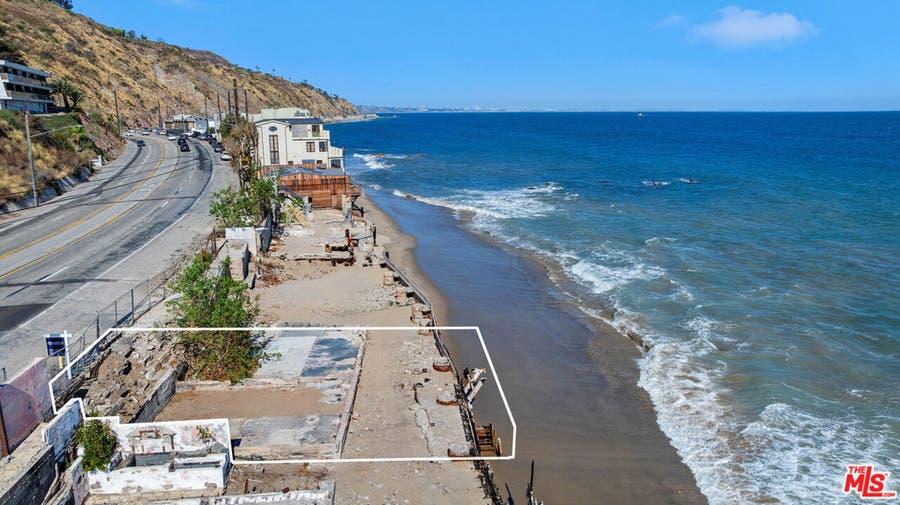 Property photo for 20812 Pacific Coast Highway, Malibu, CA