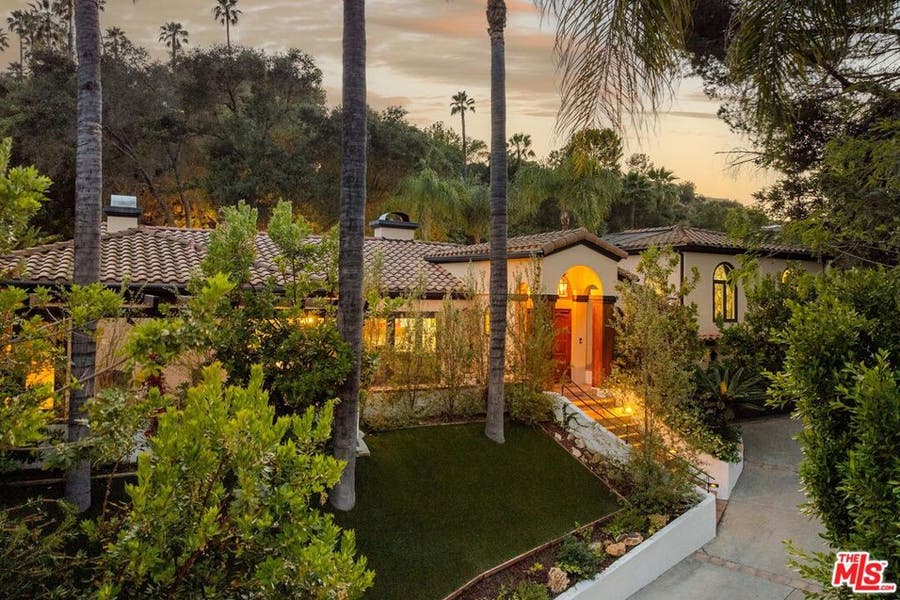 Property photo for 3757 Hayvenhurst Avenue, Encino, CA