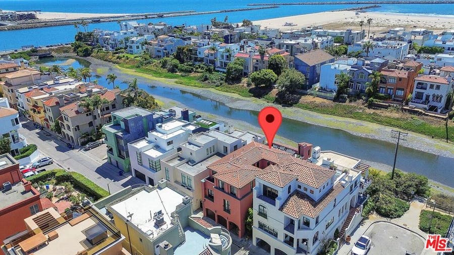 Property photo for 5205 Via Donte, Marina Del Rey, CA