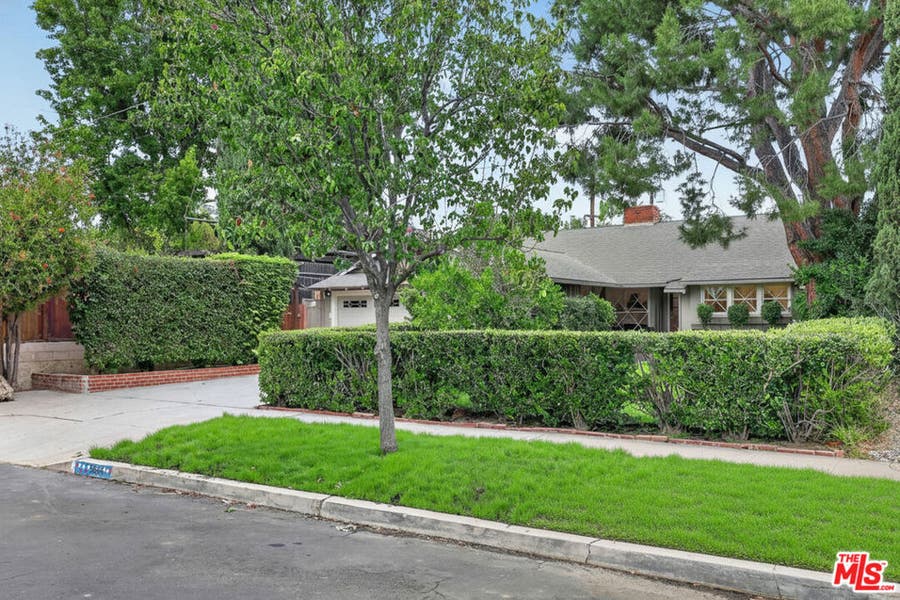 Property photo for 5844 Murietta Avenue, Valley Glen, CA
