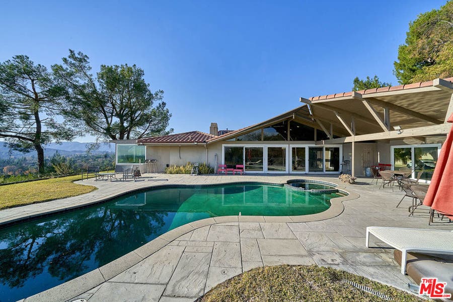 Property photo for 5354 Stardust Road, La Canada Flintridge, CA