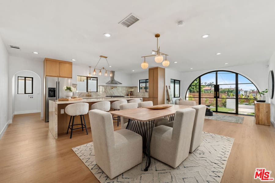 Property photo for 5168 Southridge Avenue, Los Angeles, CA