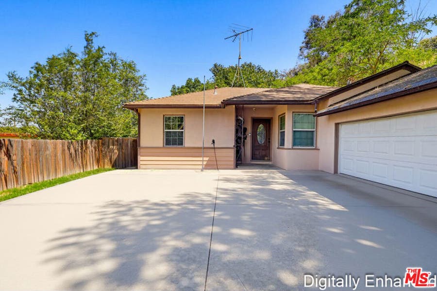 Property photo for 970 N Meyler Street, San Pedro, CA