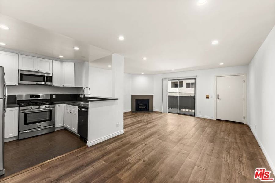 Property photo for 6212 FULTON Avenue, #103, Van Nuys, CA