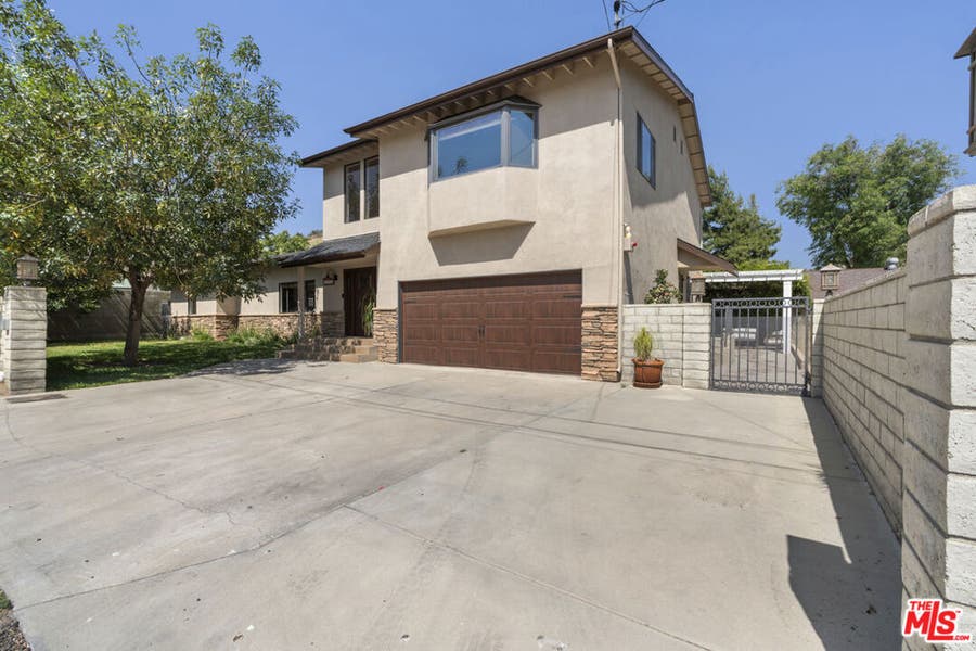 Property photo for 9144 Del Arroyo Drive, Sun Valley, CA