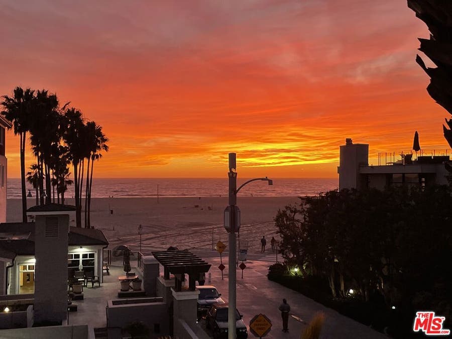 Property photo for 22 Navy Street, #306, Venice, CA