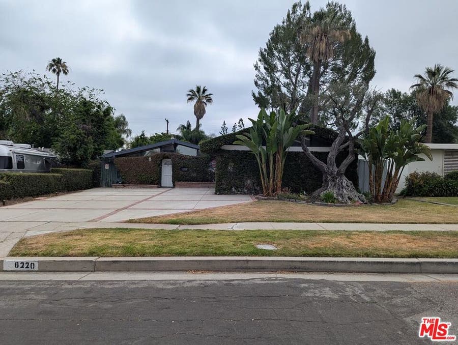 Property photo for 6220 Oakdale Avenue, Woodland Hills, CA