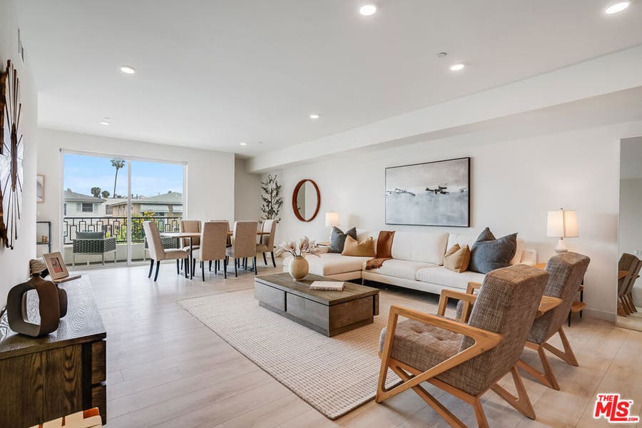 Property photo for 1021 S Shenandoah Street, #501, Los Angeles, CA
