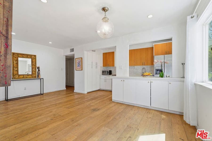 Property photo for 625 N Flores Street, #104, West Hollywood, CA