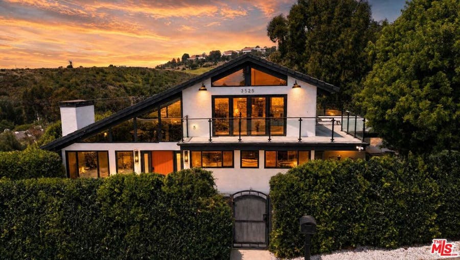 Property photo for 3525 Coast View Drive, Malibu, CA