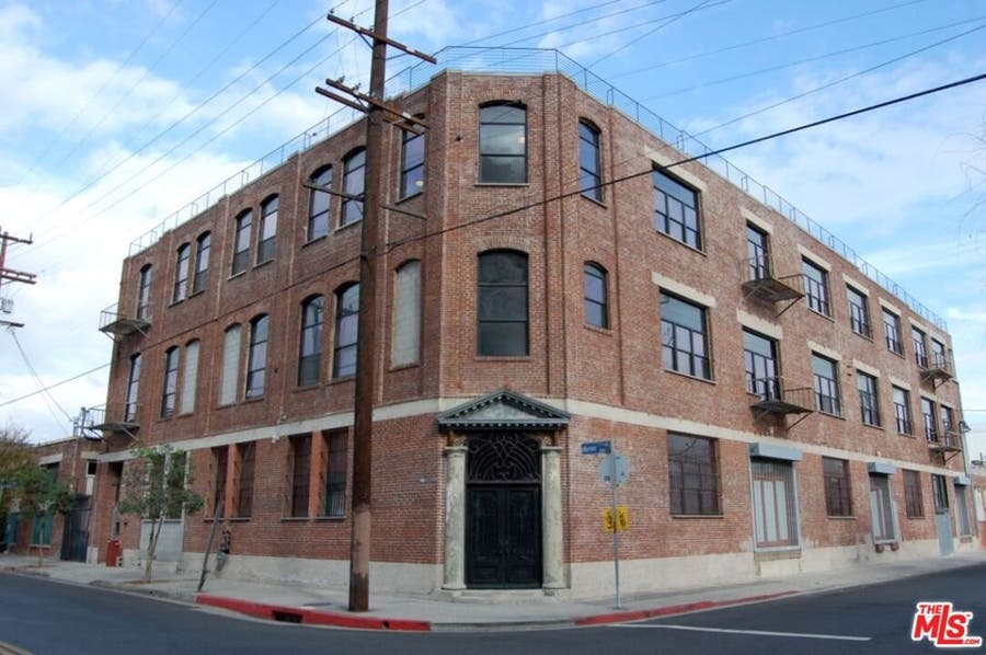 Property photo for 652 Mateo Street, #102, Los Angeles, CA