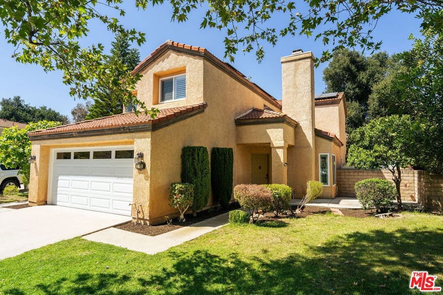 Property photo for 15301 Bittner Place, Moorpark, CA
