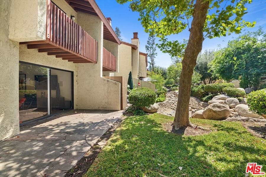 Property photo for 5720 Owensmouth Avenue, #142, Woodland Hills, CA