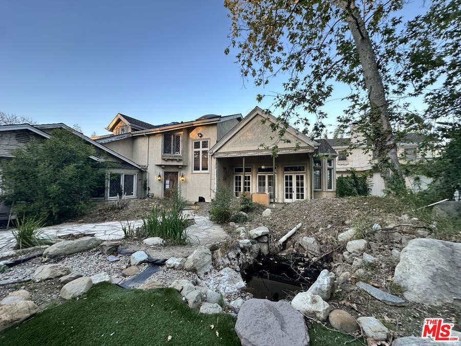 Property photo for 5250 Louise Avenue, Encino, CA