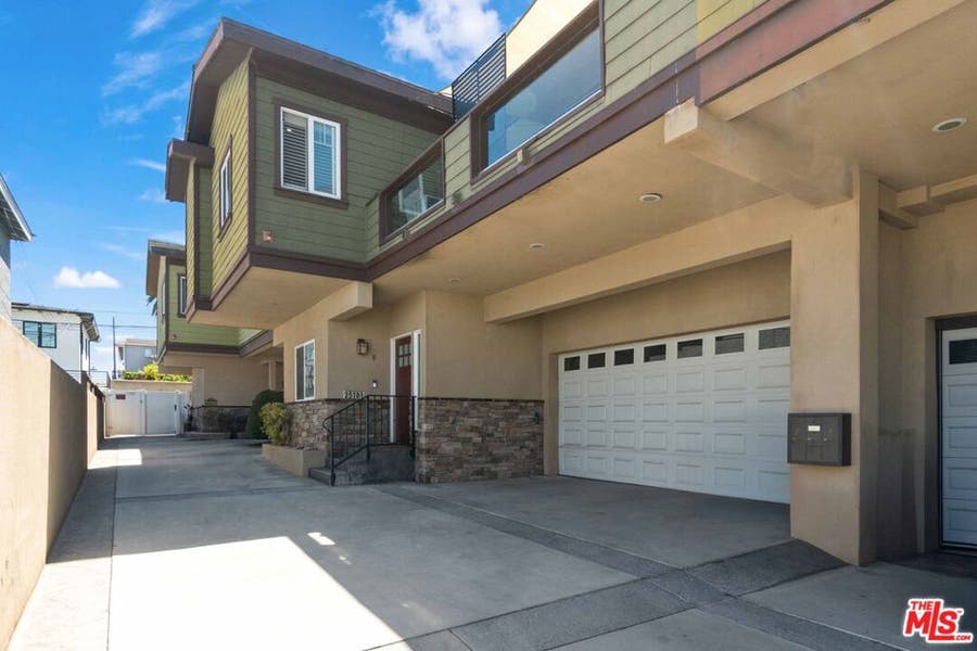 Property photo for 2516 Gates Avenue, #B, Redondo Beach, CA
