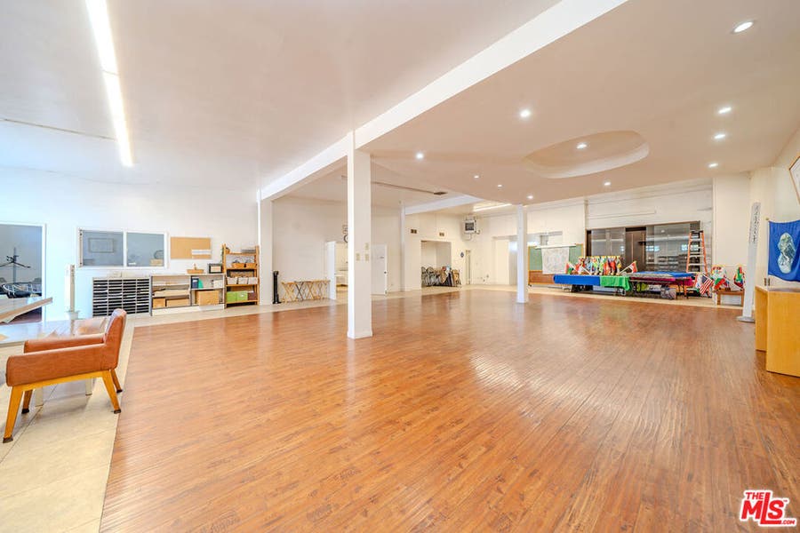 Property photo for 15000 S Western Avenue, Gardena, CA