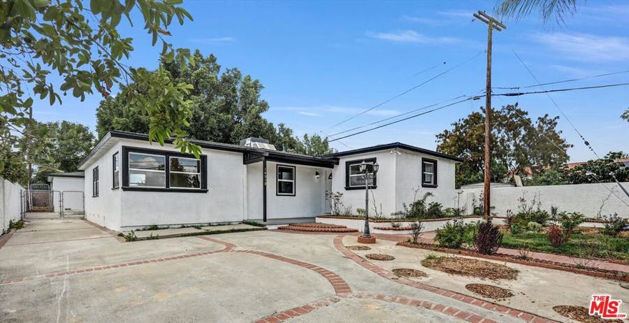 Property photo for 14519 Fox Street, San Fernando, CA