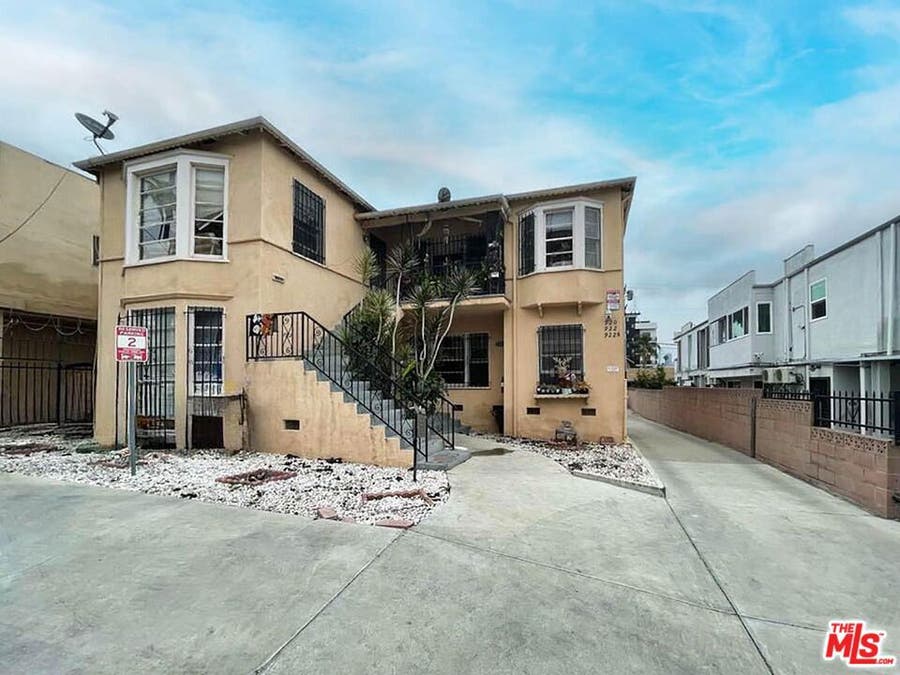 Property photo for 920 S Kenmore Avenue, Los Angeles, CA