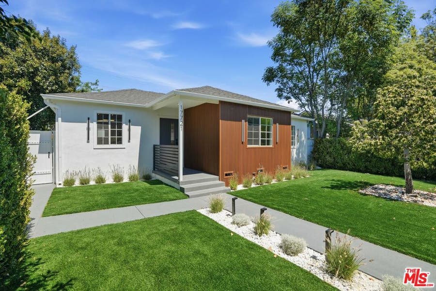 Property photo for 17721 Burbank Boulevard, Encino, CA