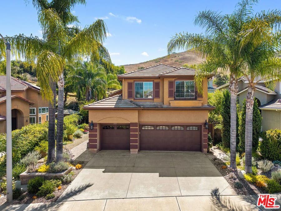 Property photo for 350 Anzio Way, Oak Park, CA