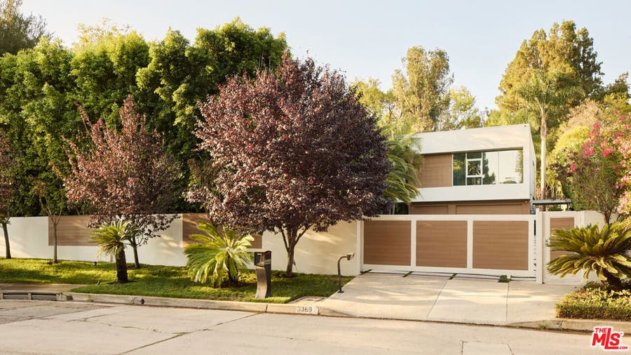 Property photo for 3369 Fryman Place, Studio City, CA