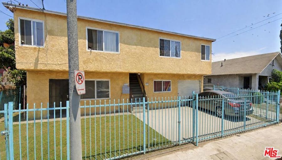 Property photo for 901 W 83rd Street, Los Angeles, CA